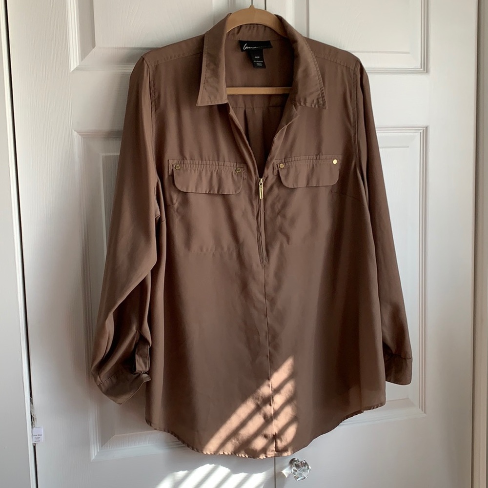 Half-Zip Camel blouse